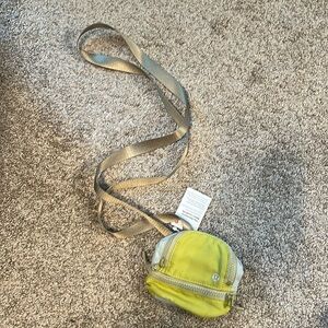 Lululemon city adventurer nano crossbody